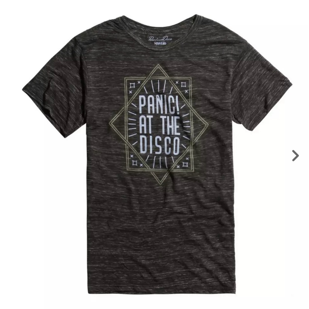 Hot Topic Tee - Picture 5 of 5